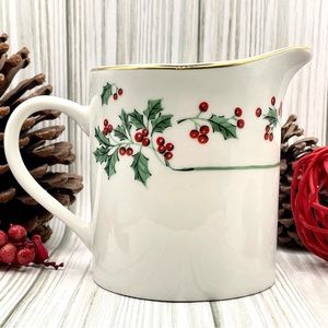 Vintage Gibson Everyday China Holly Berries Creamer Gold Trim